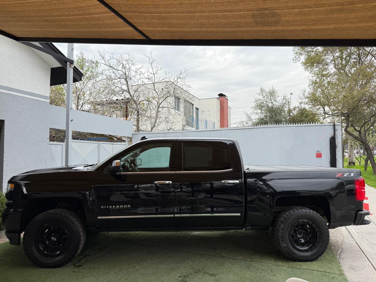 Chevrolet Silverado 5.3 Auto LTZ Z71 DC 4WD 2018 (91.900 Km)