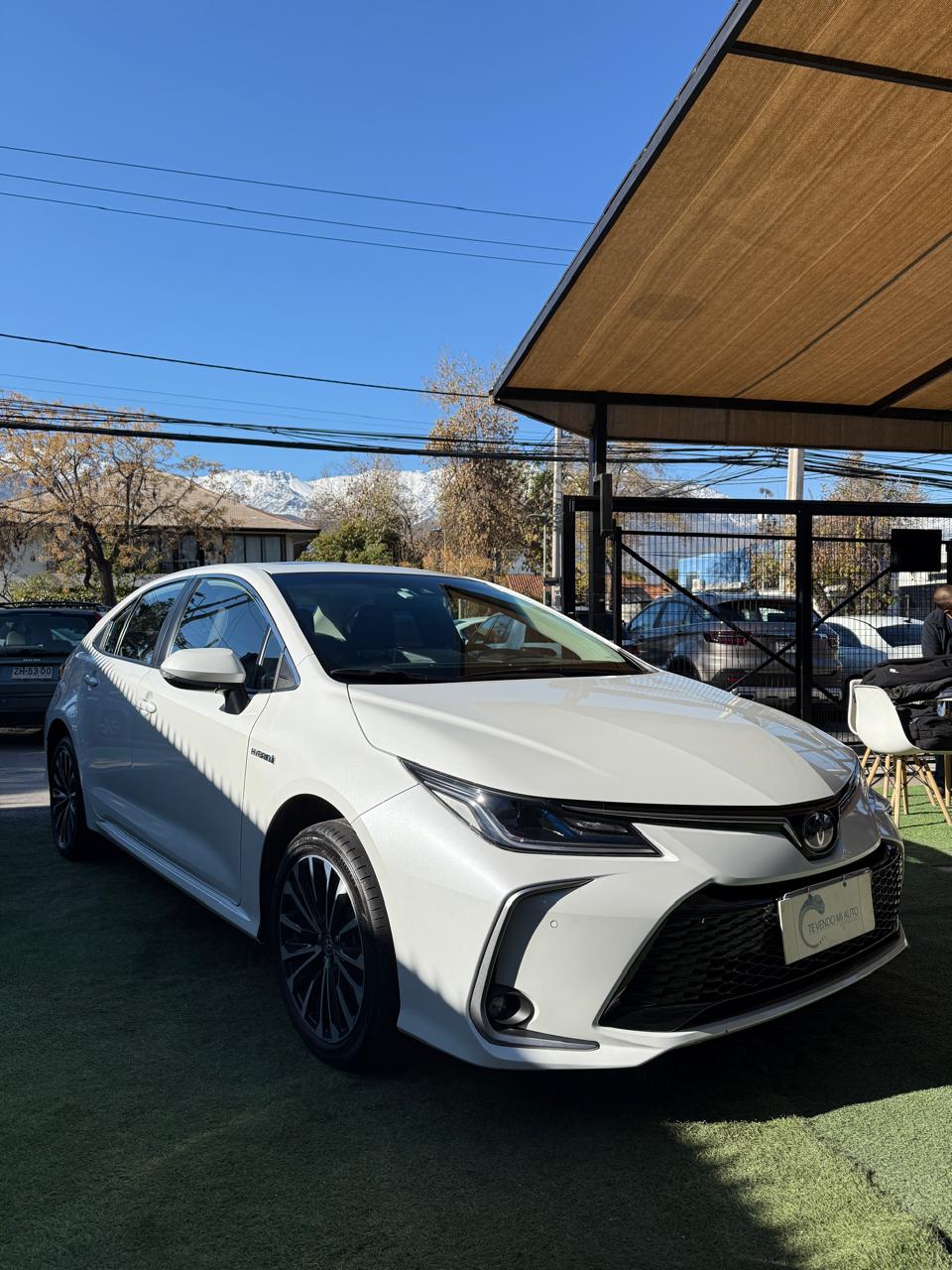 Toyota Corolla 1.8 SEG Hybrid CVT 2024 (14.600 Km)