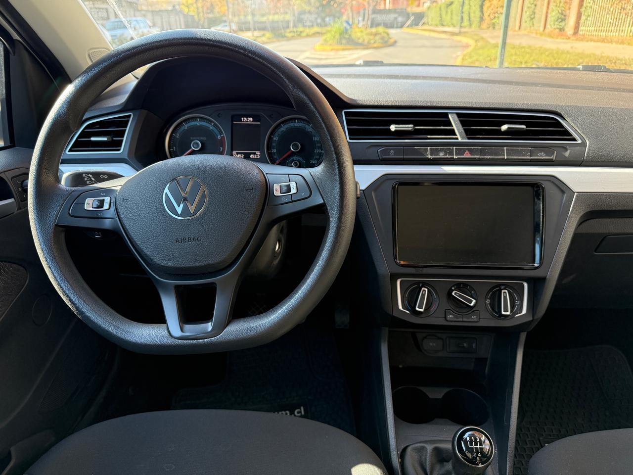 Volkswagen Saveiro 1.6 DC Comfortline 2024 (22.000 Km)