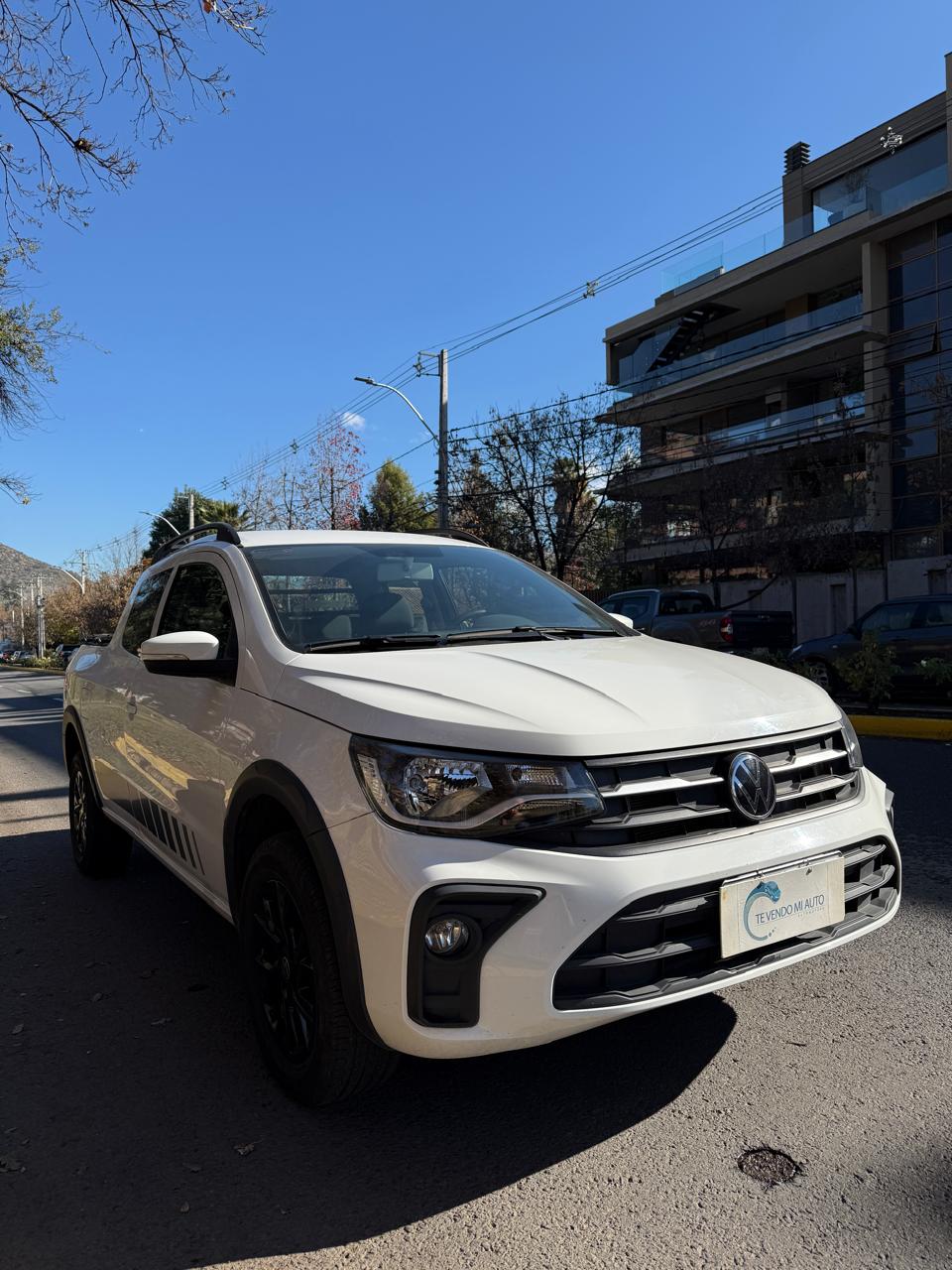 Volkswagen Saveiro 1.6 DC Comfortline 2024 (22.000 Km)