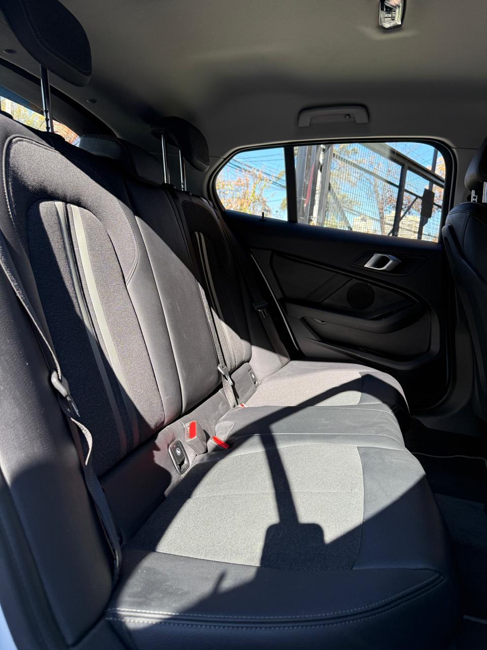 BMW 118 1.5 118i A Dynamic 5P 2021 (35.443 Km)