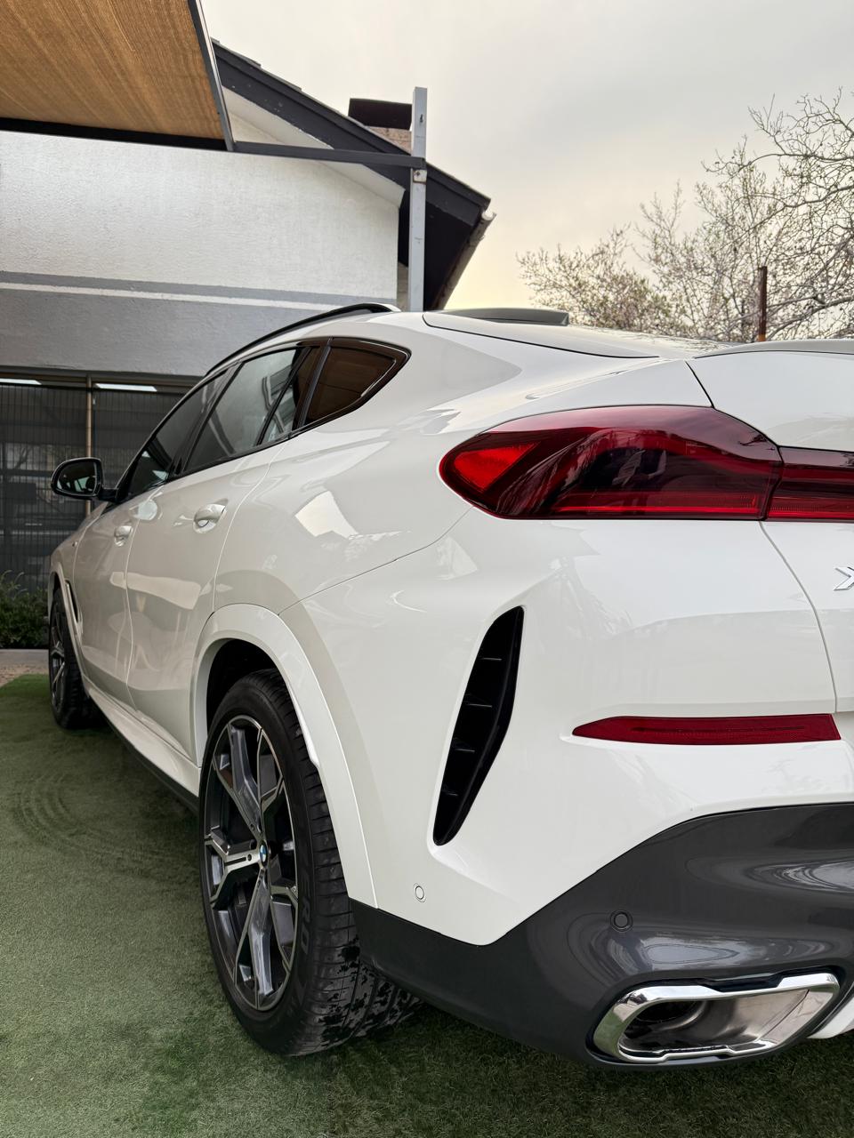 BMW X6 3.0 XDRIVE40I A M SPORT 2025 (3.397 Km)