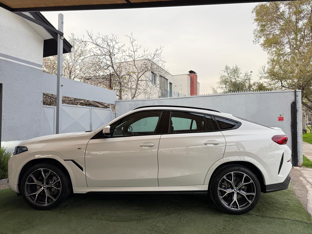 BMW X6 3.0 XDRIVE40I A M SPORT 2025 (3.397 Km)