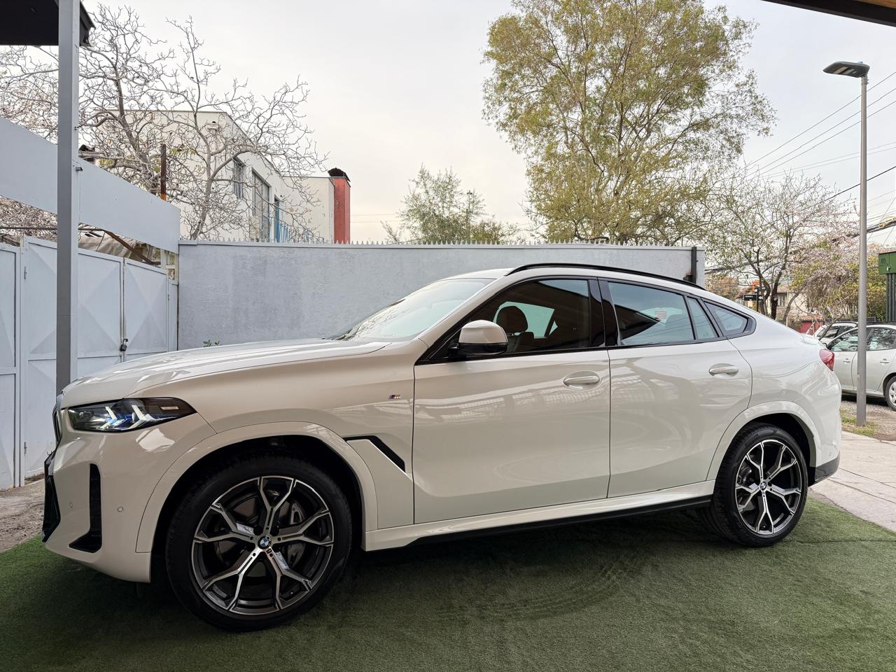 BMW X6 3.0 XDRIVE40I A M SPORT 2025 (3.397 Km)