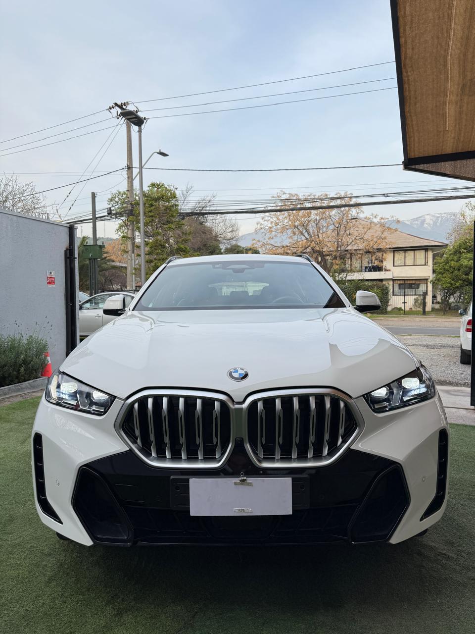 BMW X6 3.0 XDRIVE40I A M SPORT 2025 (3.397 Km)