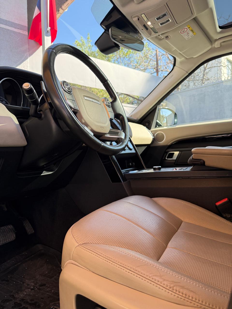 Land Rover Discovery 3.0 4WD 2018 ( 69,786 Km)