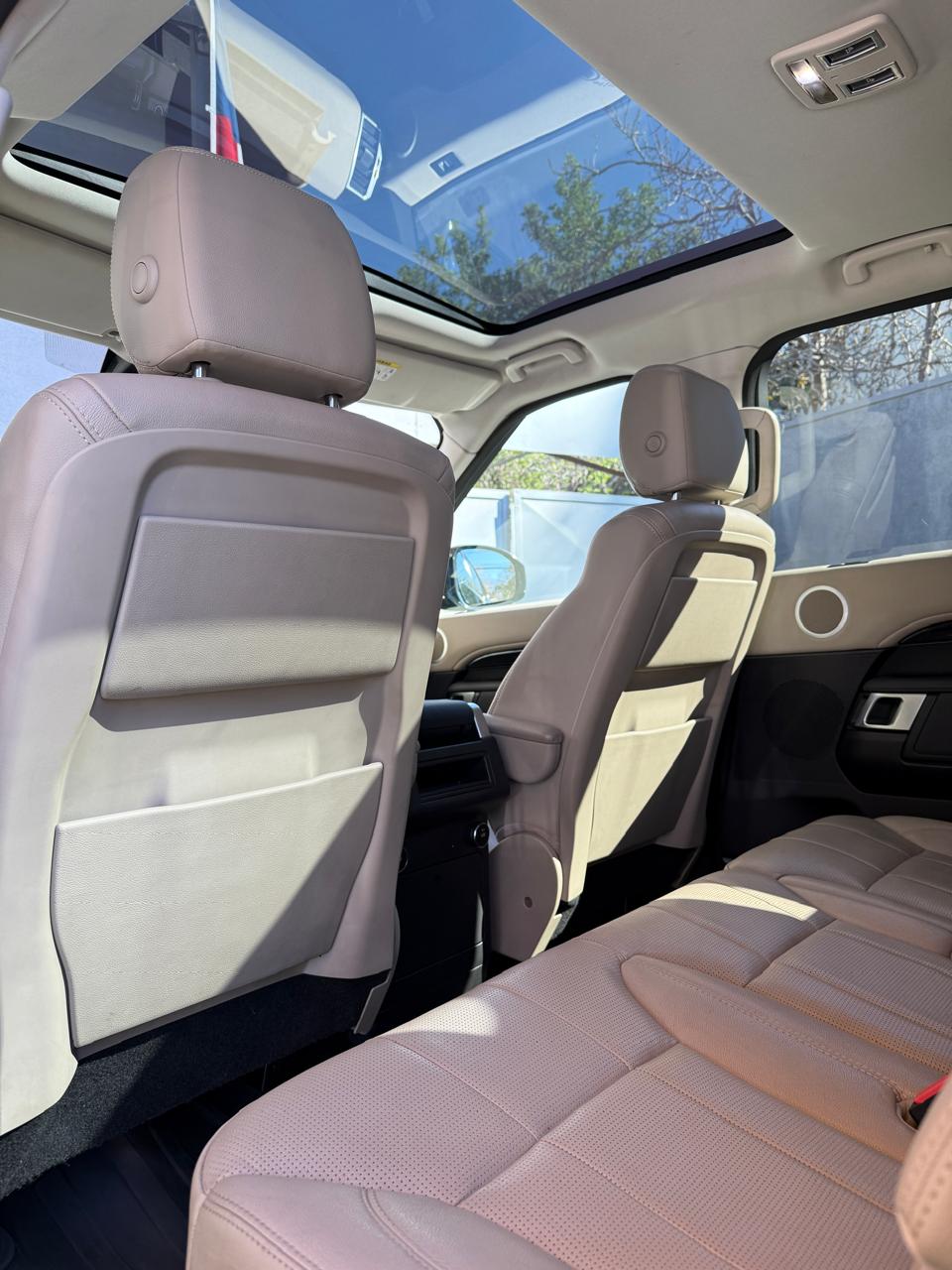 Land Rover Discovery 3.0 4WD 2018 ( 69,786 Km)
