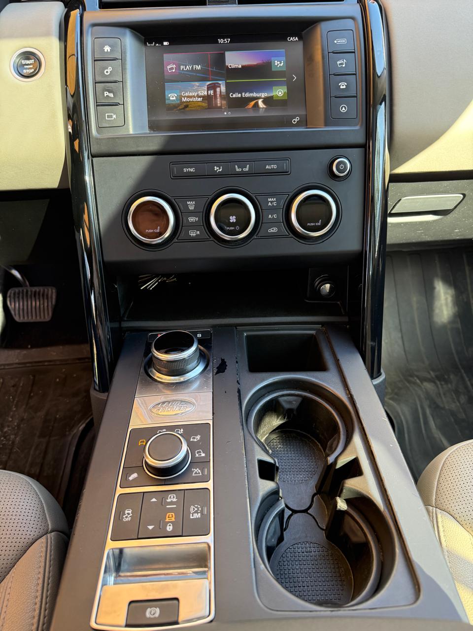 Land Rover Discovery 3.0 4WD 2018 ( 69,786 Km)