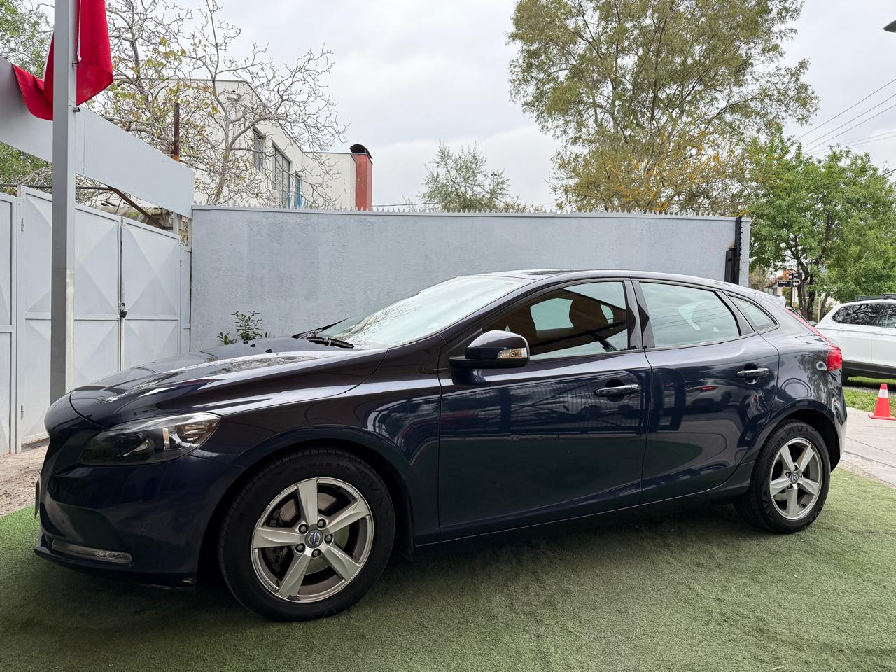 Volvo V40 1.6 T4 Comfort 2015 (70.000 km)