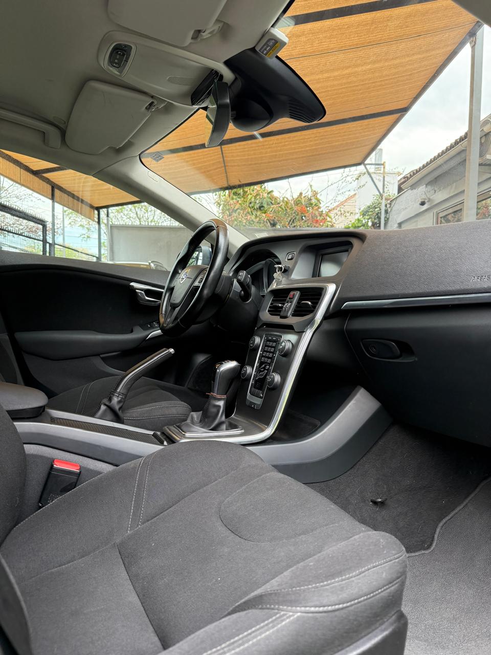 Volvo V40 1.6 T4 Comfort 2015 (70.000 km)