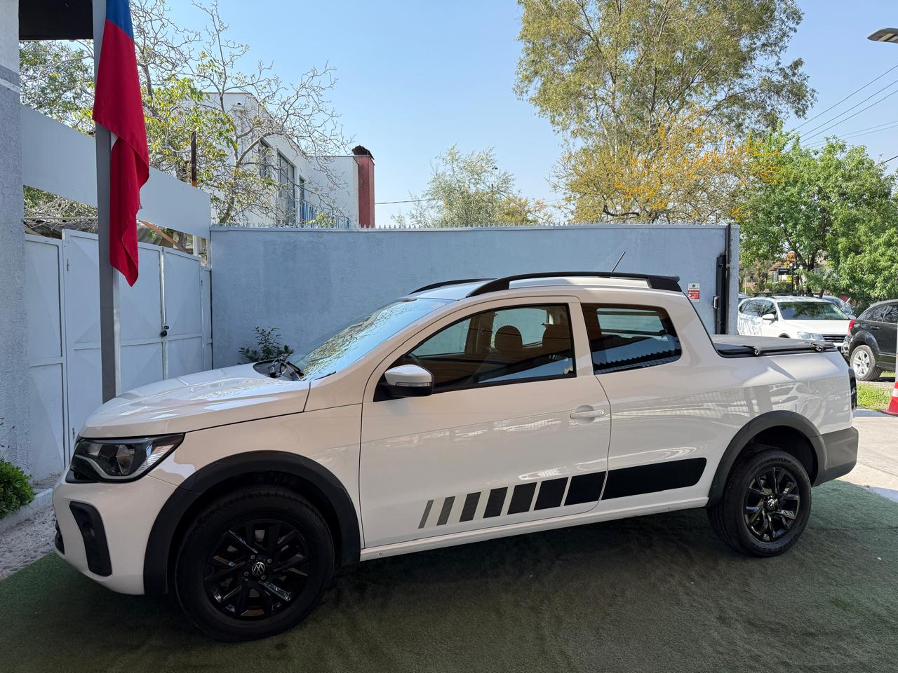 Volkswagen Saveiro 1.6 DC 2025 (11.00km)