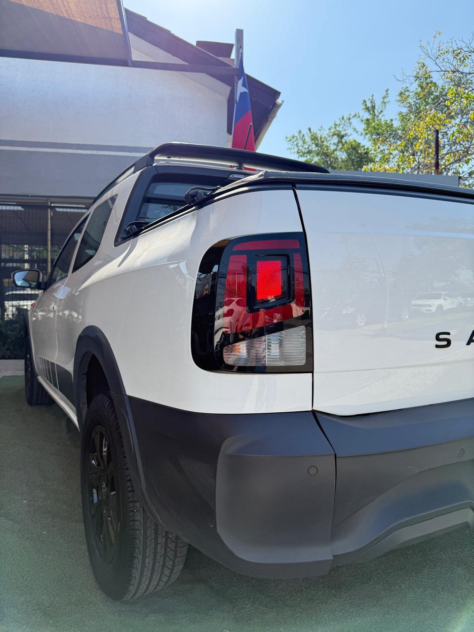 Volkswagen Saveiro 1.6 DC 2025 (11.00km)