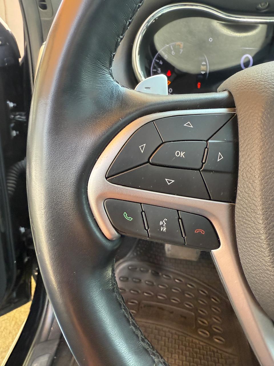 Jeep Grand Cherokee 5.7 Limited 4WD Automática 2011 (162.450km)
