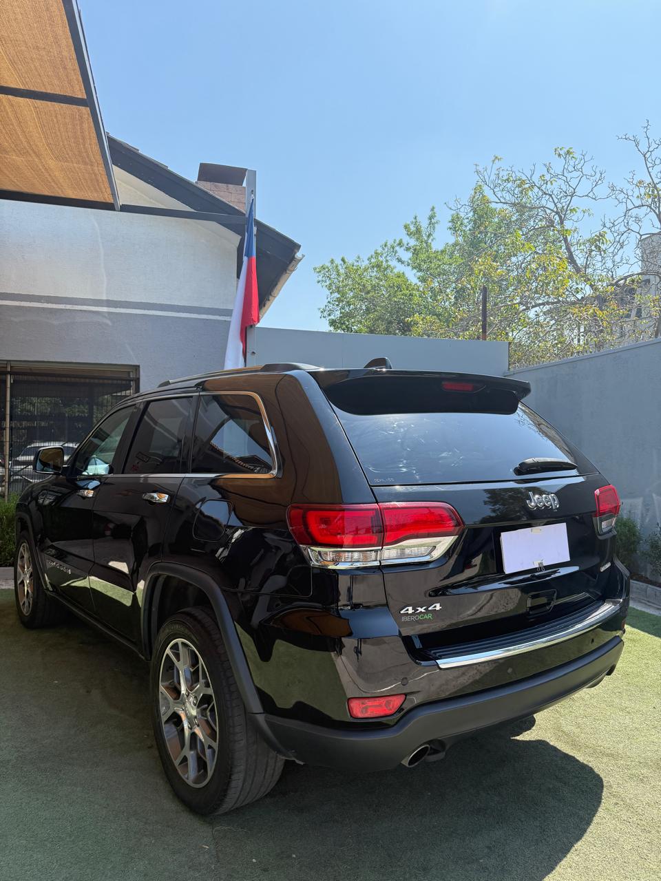 Jeep Grand Cherokee 5.7 Limited 4WD Automática 2011 (162.450km)