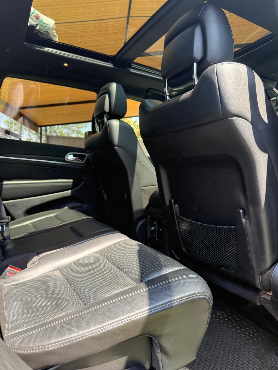 Jeep Grand Cherokee 5.7 Limited 4WD Automática 2011 (162.450km)