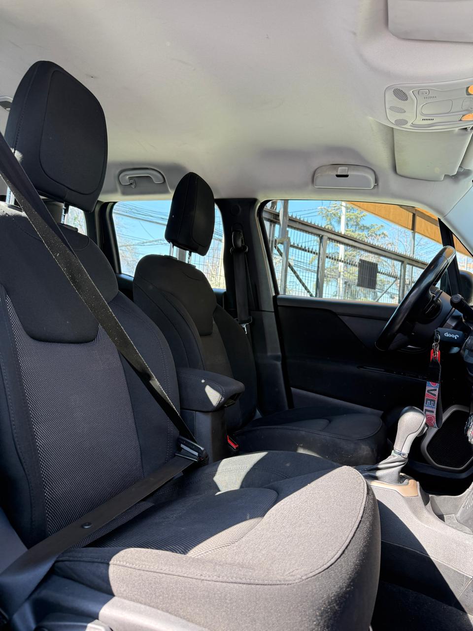 Jeep Renegade SPORT 1.8 Full Automático 2017 (139.000km)