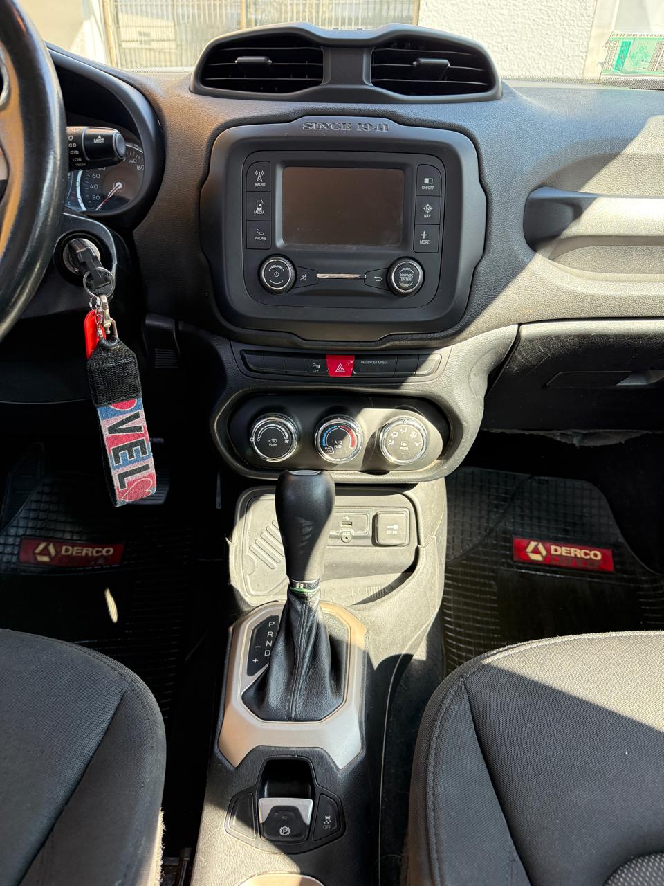 Jeep Renegade SPORT 1.8 Full Automático 2017 (139.000km)