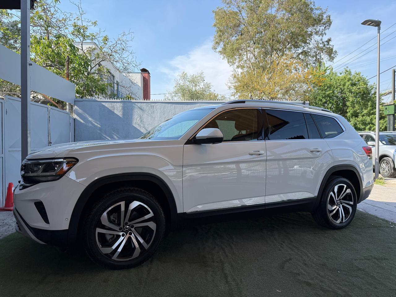 Volkswagen Atlas 3.6 Limited Auto 4Motion 2021 (129.000 km)