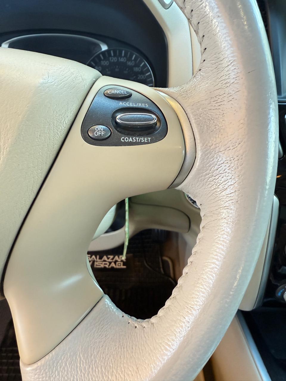 Nissan Pathfinder Advance 3.5 Aut 2015 (121450 .km)