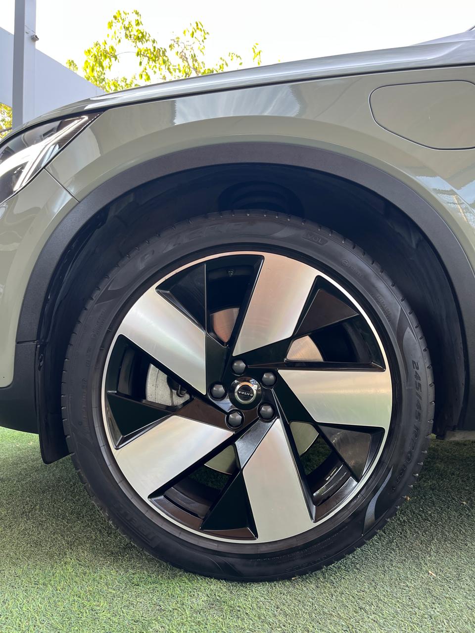 Volvo Xc40 1.5 T5 PHEV Ultimate Recharge Auto 2023 (46.800 KM)
