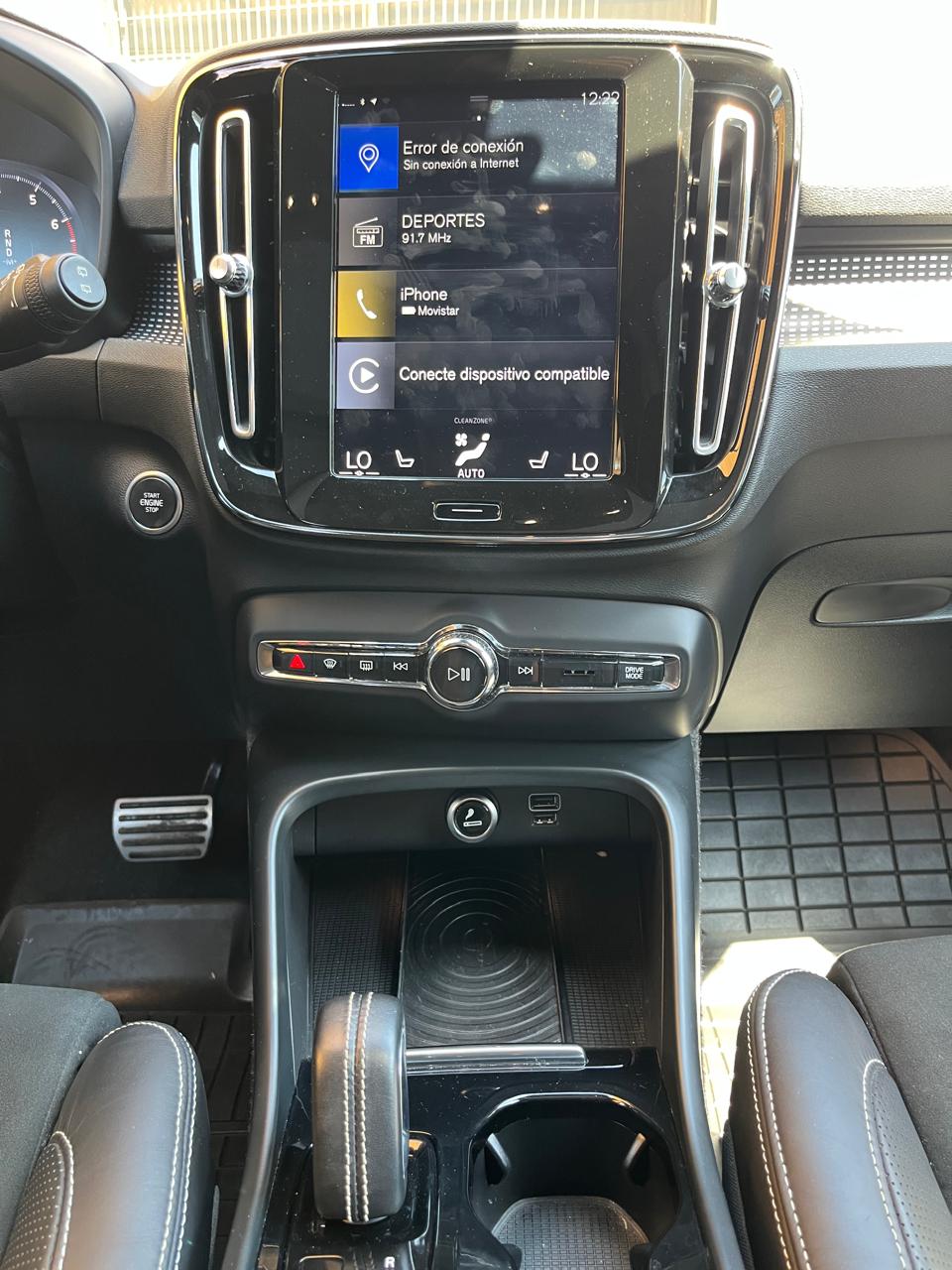 Volvo Xc40 2.0 T5 R-Design Plus Auto 4WD 2019 (112.000 KM)