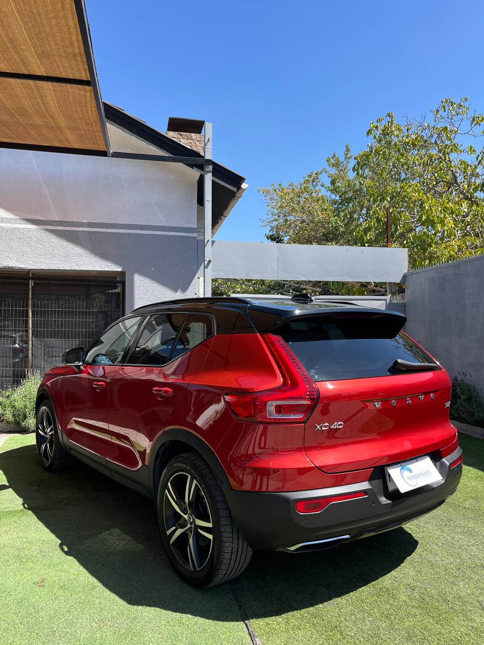 Volvo Xc40 2.0 T5 R-Design Plus Auto 4WD 2019 (112.000 KM)