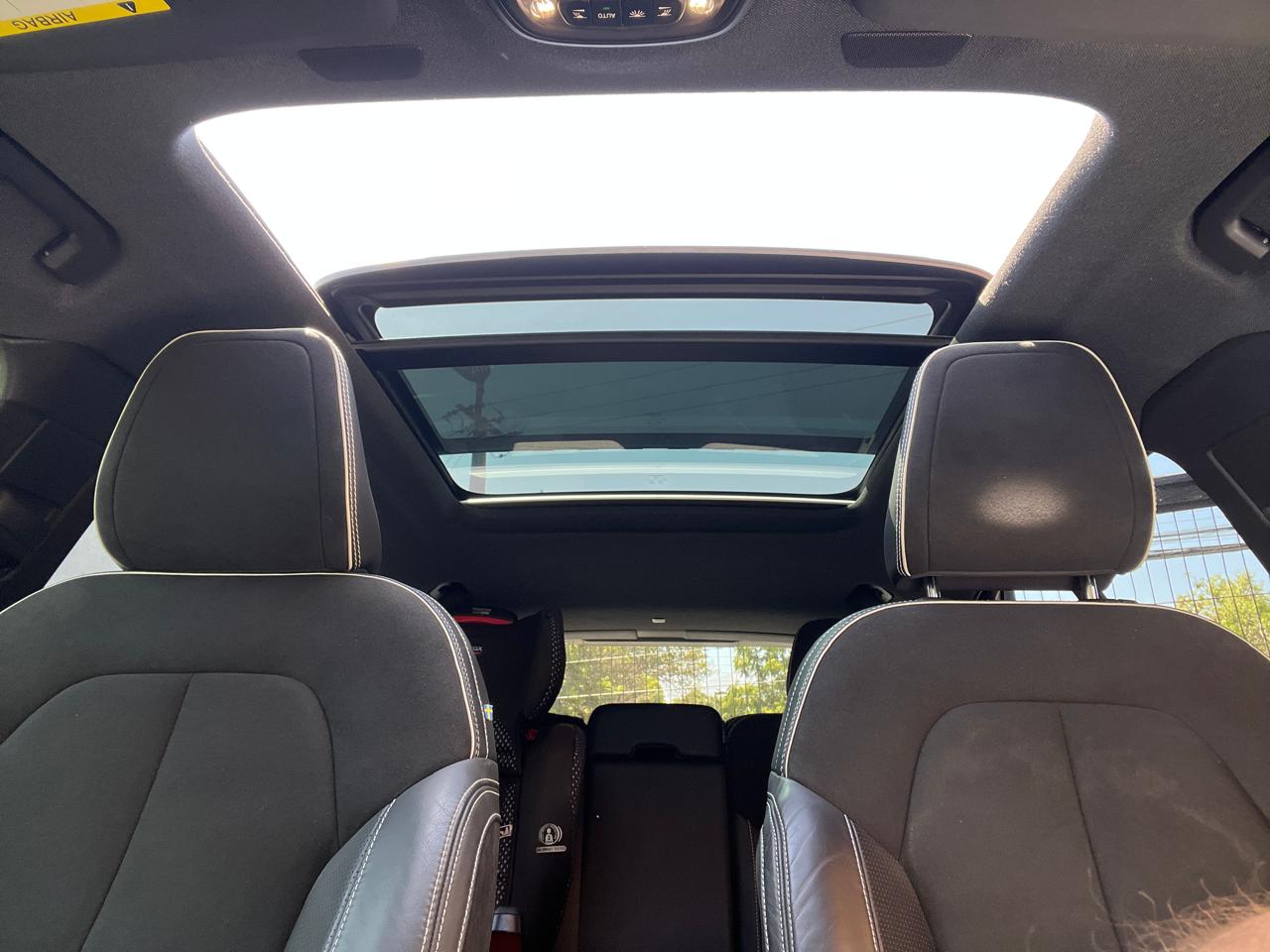Volvo Xc40 2.0 T5 R-Design Plus Auto 4WD 2019 (112.000 KM)