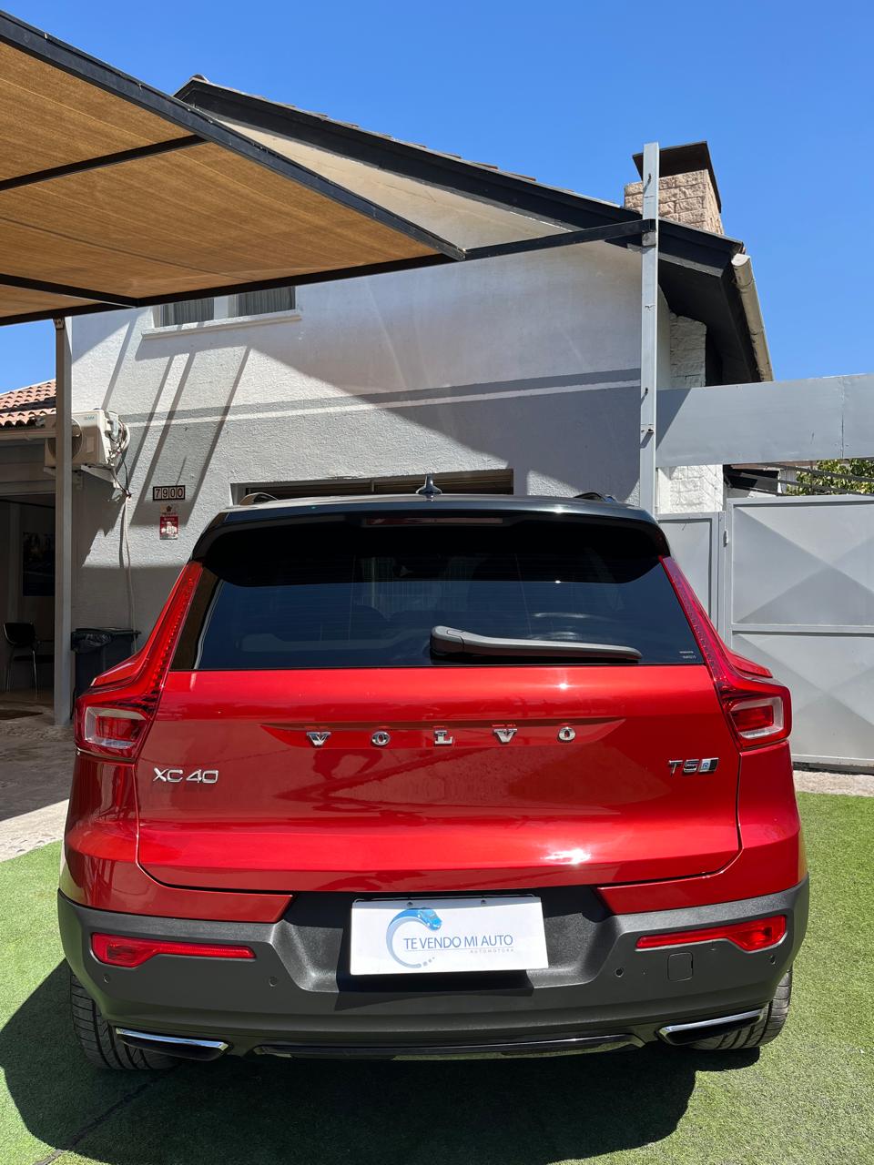 Volvo Xc40 2.0 T5 R-Design Plus Auto 4WD 2019 (112.000 KM)