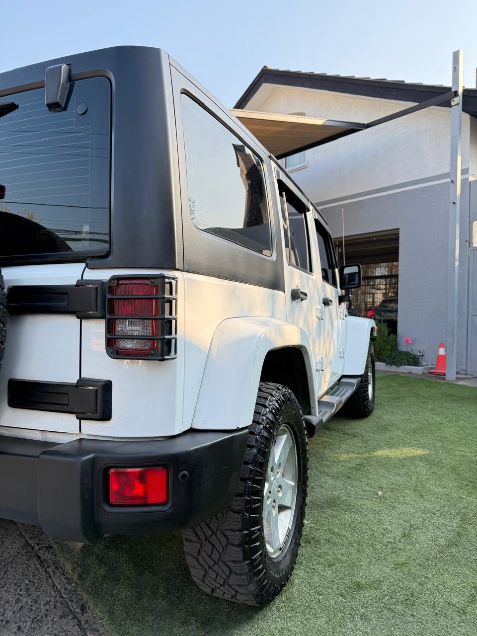 Jeep Wrangler Unlimited Sahara 2.8 4x4 Automática 2015 (154.850 Km)
