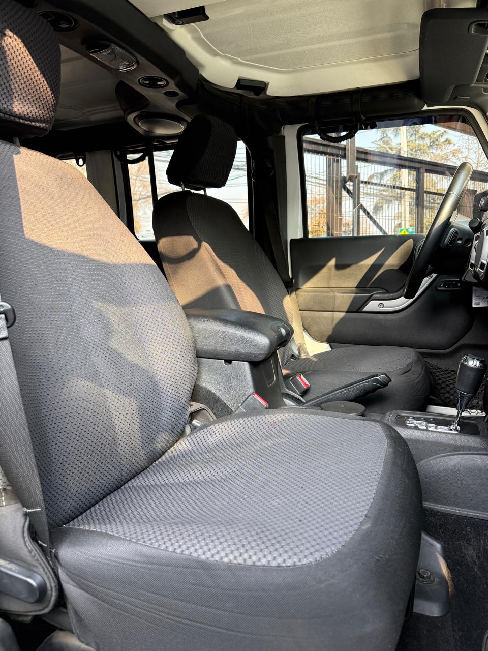 Jeep Wrangler Unlimited Sahara 2.8 4x4 Automática 2015 (154.850 Km)