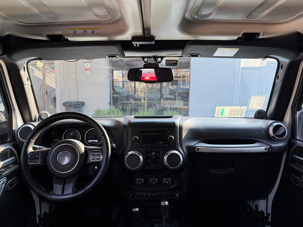 Jeep Wrangler Unlimited Sahara 2.8 4x4 Automática 2015 (154.850 Km)