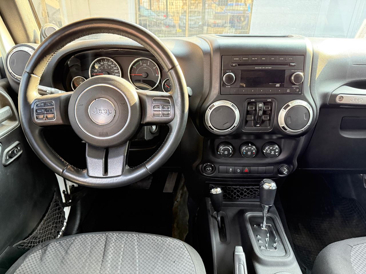 Jeep Wrangler Unlimited Sahara 2.8 4x4 Automática 2015 (154.850 Km)