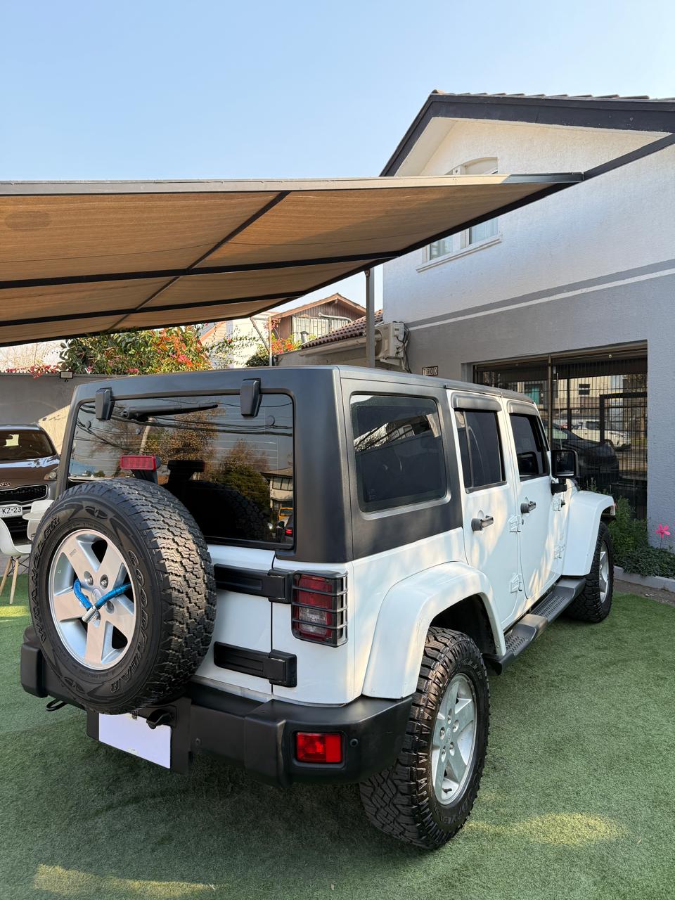 Jeep Wrangler Unlimited Sahara 2.8 4x4 Automática 2015 (154.850 Km)