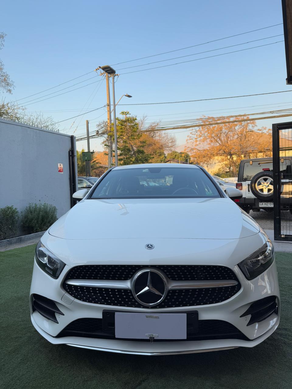 MERCEDES-BENZ A200 A 200 1.3 A 200 DCT AMG LINE 2023 (15.756 Km)