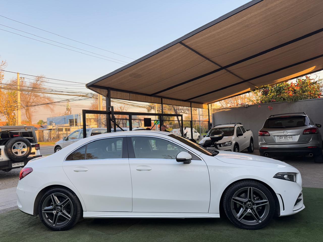 MERCEDES-BENZ A200 A 200 1.3 A 200 DCT AMG LINE 2023 (15.756 Km)