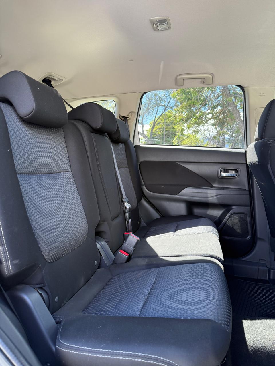 MITSUBISHI OUTLANDER GLX 2.4 2017 (118.634 Km)