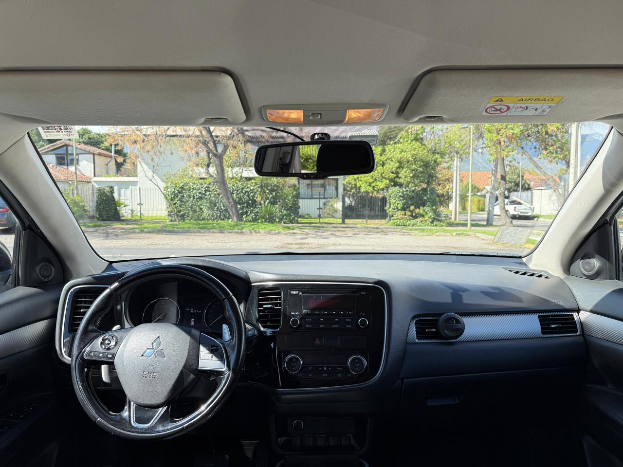 MITSUBISHI OUTLANDER GLX 2.4 2017 (118.634 Km)