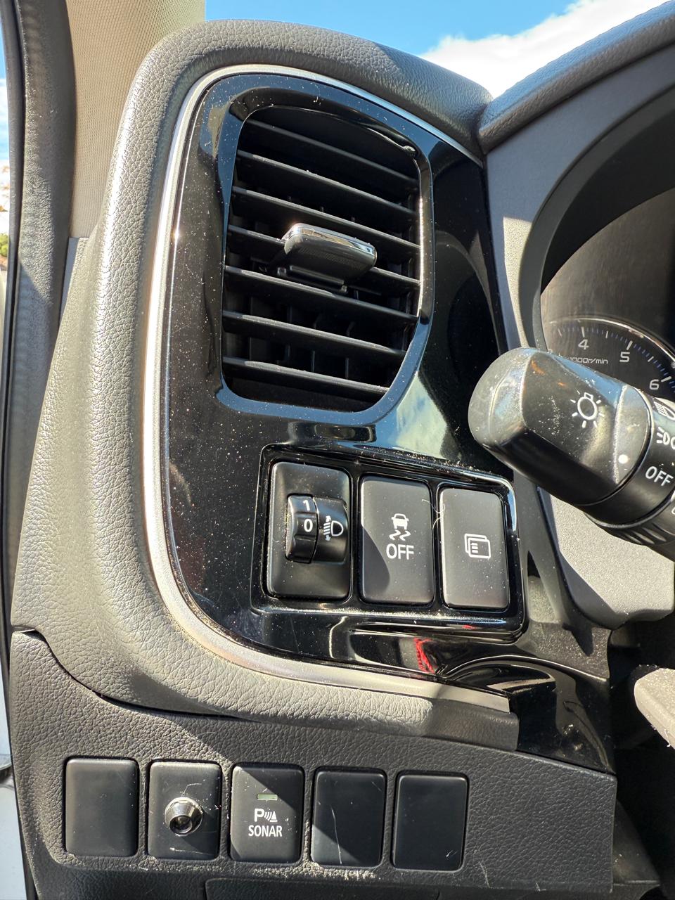 MITSUBISHI OUTLANDER GLX 2.4 2017 (118.634 Km)