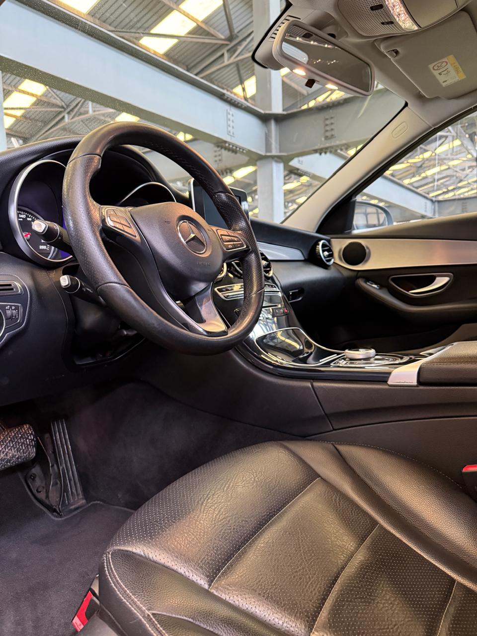 Mercedes-Benz C 180 1.6 C 180 Auto 2017 (74.000 Km)