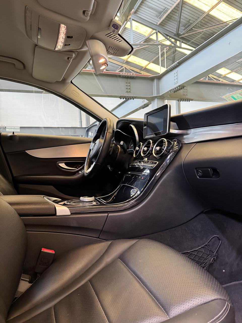 Mercedes-Benz C 180 1.6 C 180 Auto 2017 (74.000 Km)