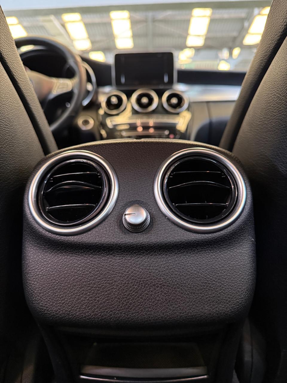 Mercedes-Benz C 180 1.6 C 180 Auto 2017 (74.000 Km)