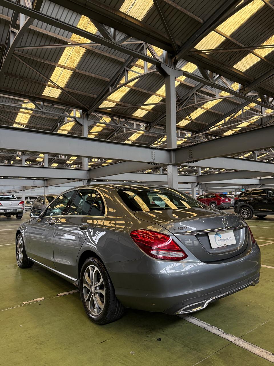 Mercedes-Benz C 180 1.6 C 180 Auto 2017 (74.000 Km)