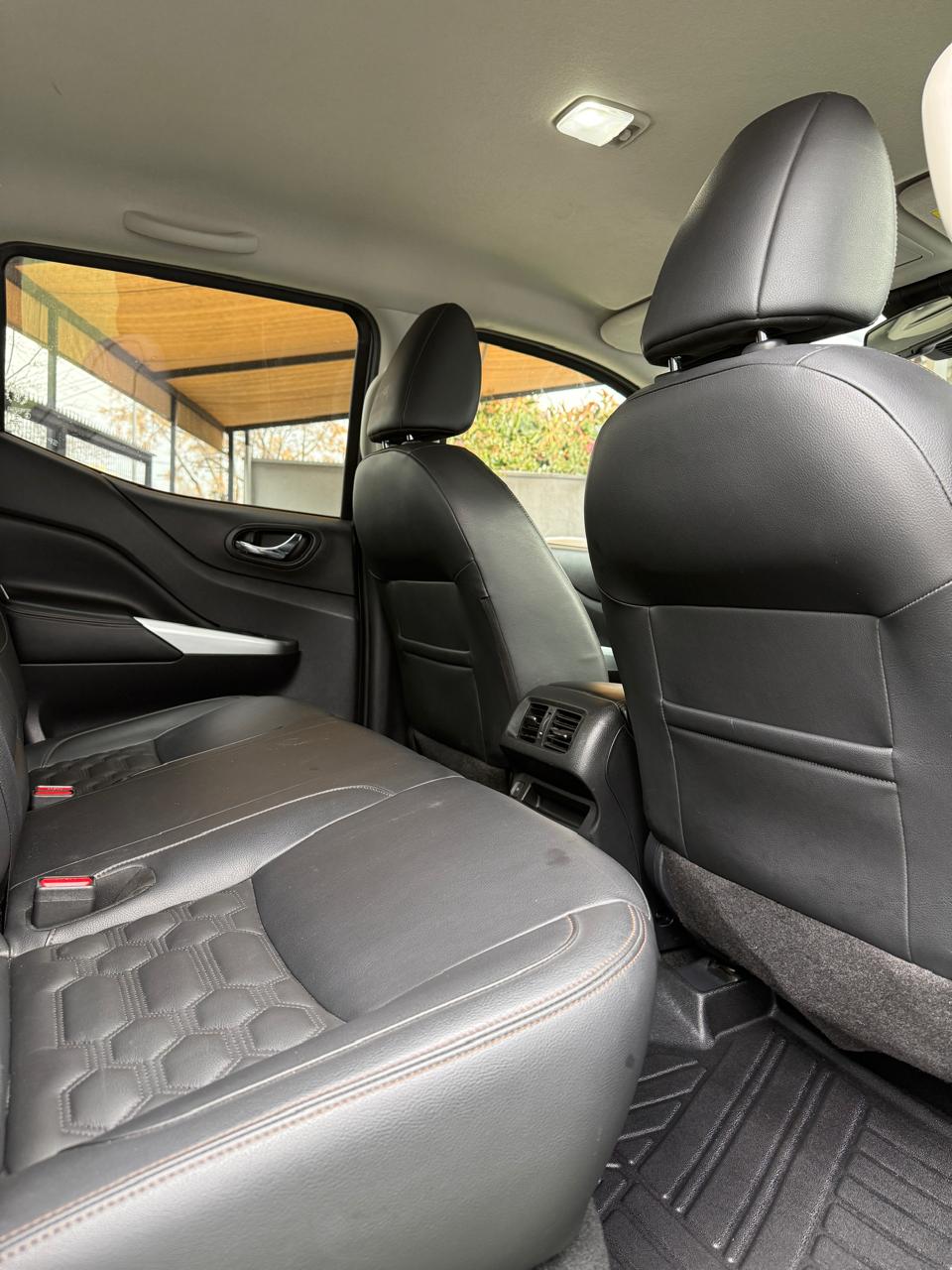 Nissan Navara 2.3D Auto DC LE 4WD 2023 (Km 65.900 )