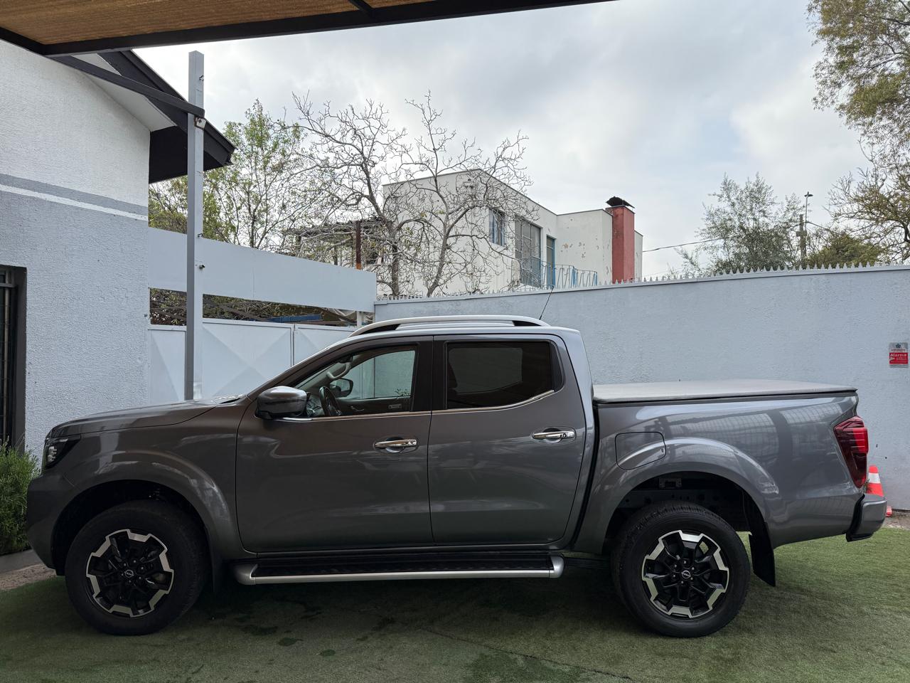 Nissan Navara 2.3D Auto DC LE 4WD 2023 (Km 65.900 )