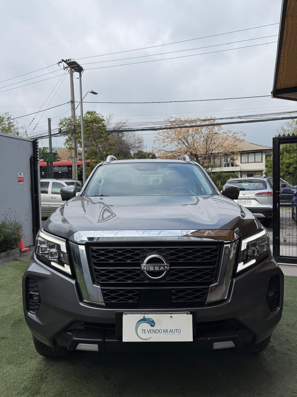 Nissan Navara 2.3D Auto DC LE 4WD 2023 (Km 65.900 )
