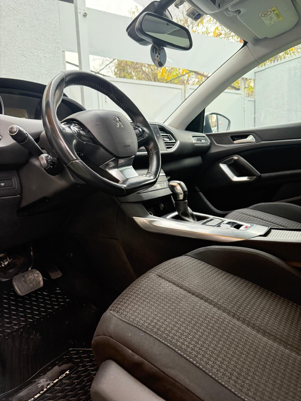 Peugeot 308 1.5 BlueHDI Auto 130 HP Auto Allure 2019 (88.500 Km)