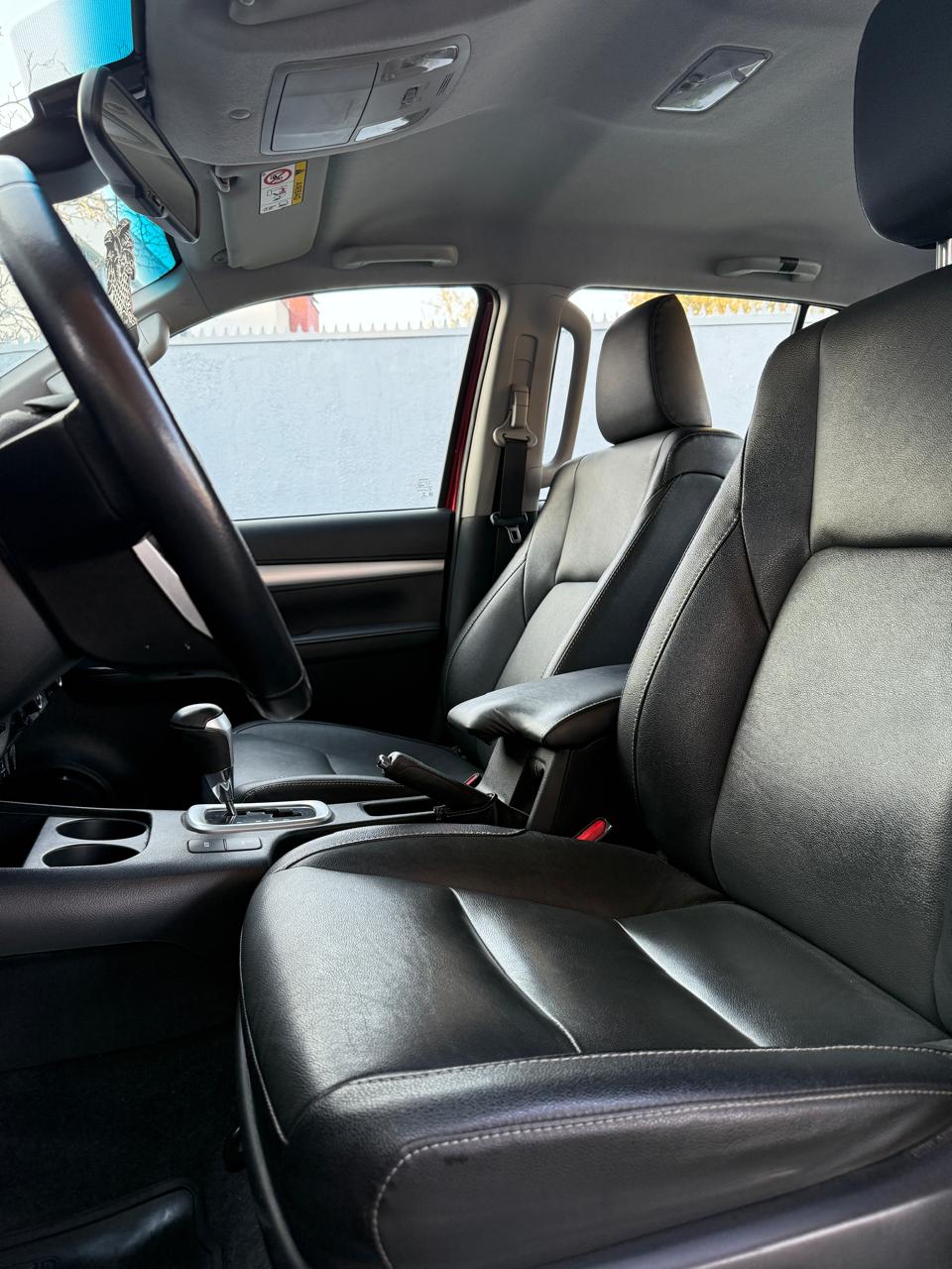 TOYOTA HILUX DOBLE CABINA 2023 (61.957 Km)