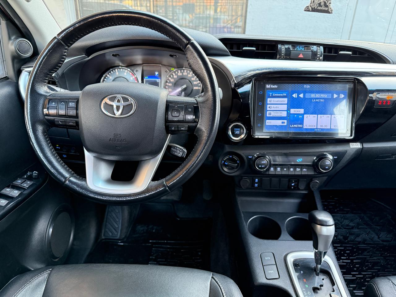 TOYOTA HILUX DOBLE CABINA 2023 (61.957 Km)