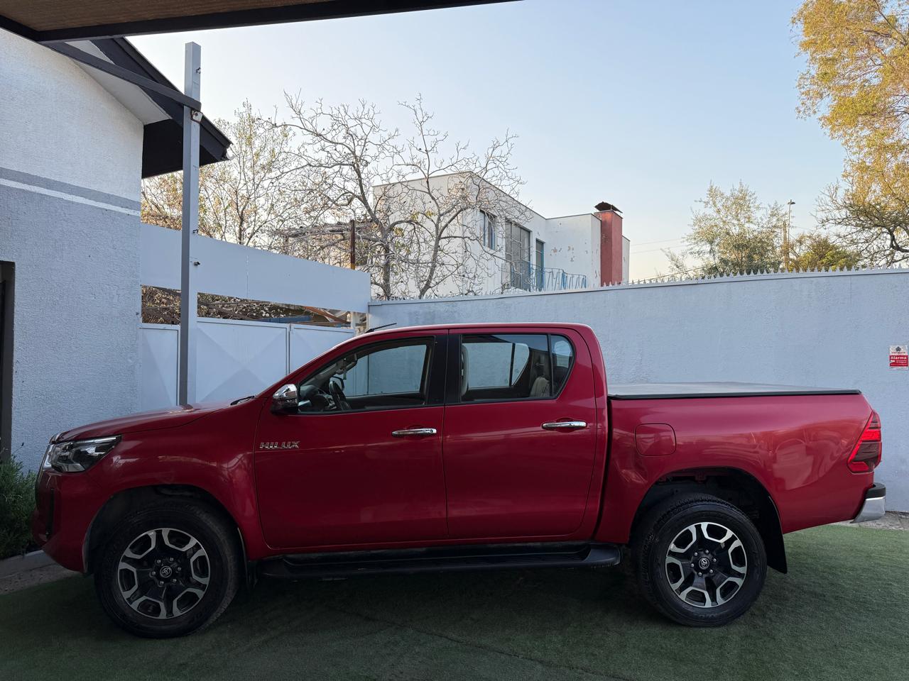 TOYOTA HILUX DOBLE CABINA 2023 (61.957 Km)