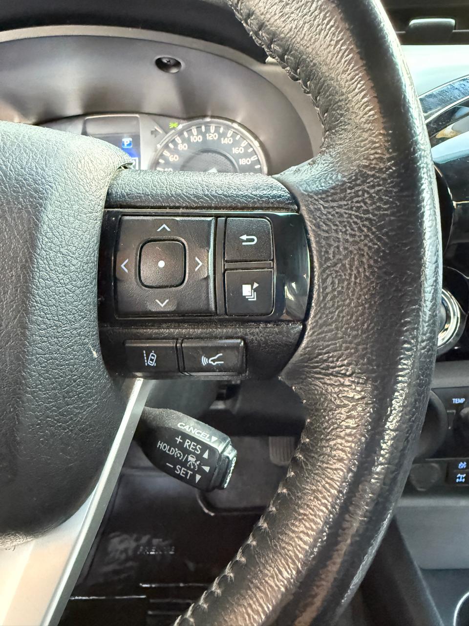TOYOTA HILUX DOBLE CABINA 2023 (61.957 Km)